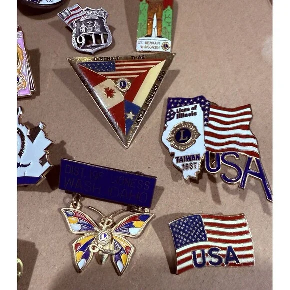 Lot 22 LIONS CLUB INTERNATIONAL Pins Various Locations Including Australia - Picture 6 of 10